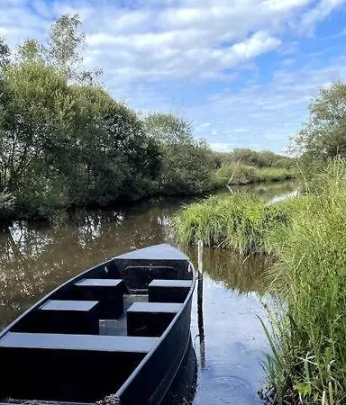 Maison En Bois Avec Vue Sur Etang De Sandun Semesterbostad Guérande