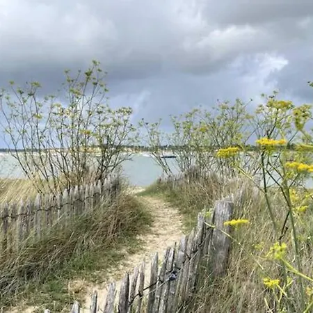 Maison En Bois Avec Vue Sur Etang De Sandun Semesterbostad Guérande