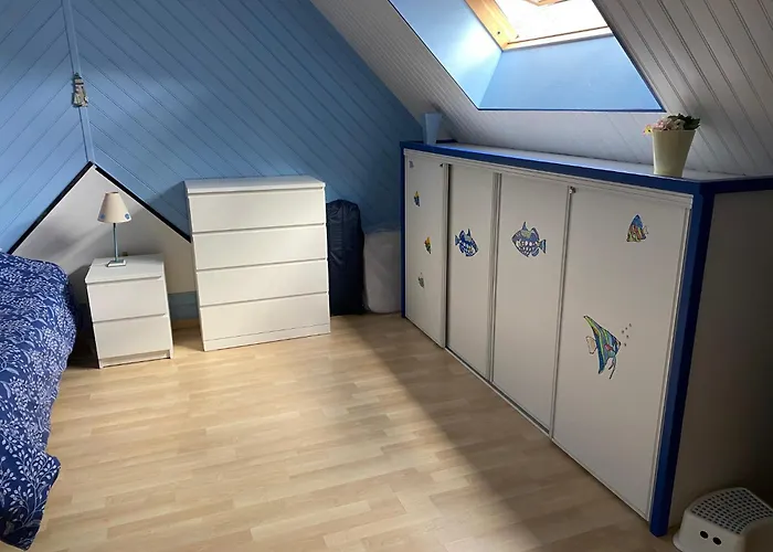 Maison En Bois Avec Vue Sur Etang De Sandun *